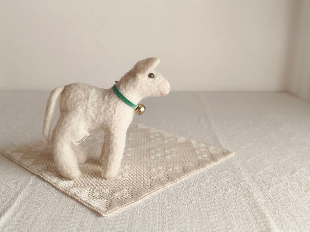 * vintage animal ୨୧ * 抱きしめたい フワフワ羊の赤ちゃん