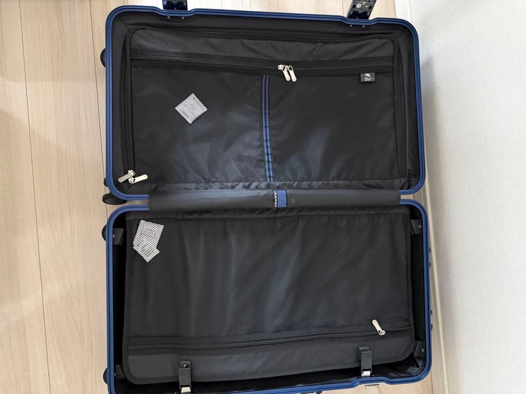 スーツケース　GRANMAX フレーム 70L マットネイビー