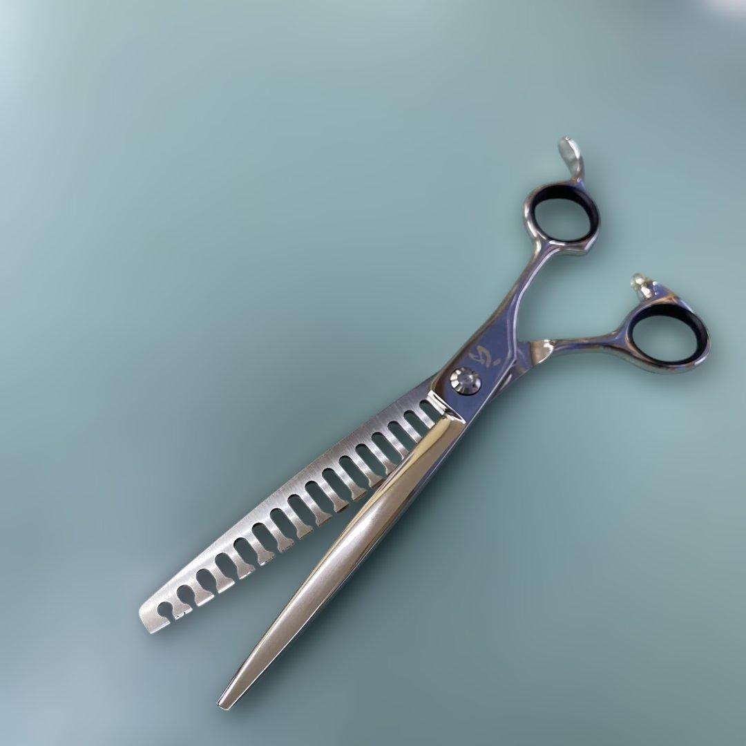 新品未使用　トリミング シザー　７インチシザー 60%カット率