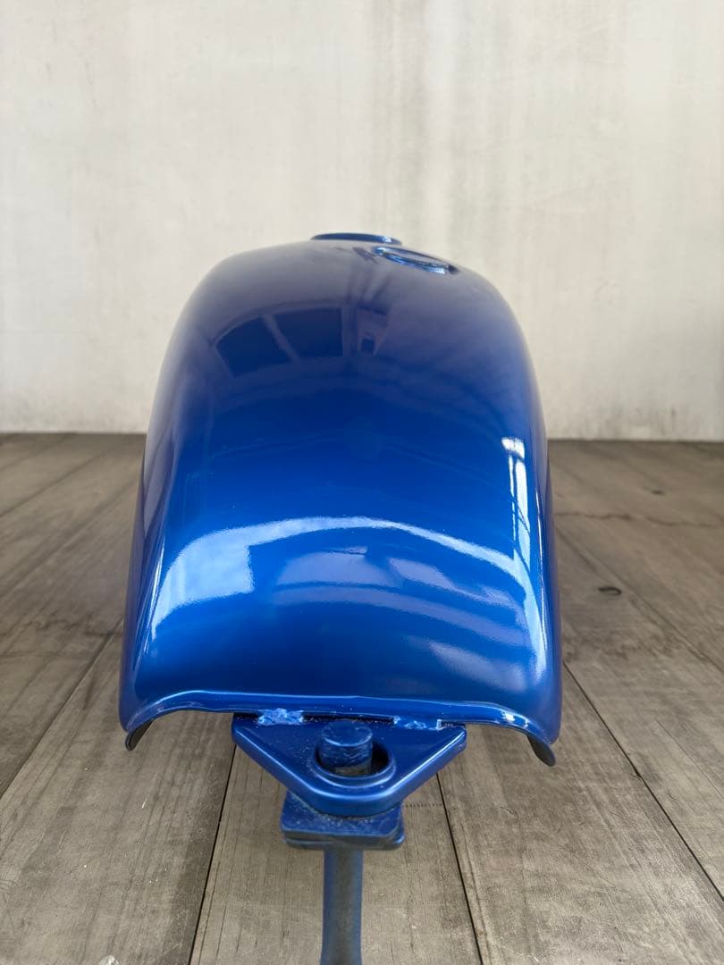 SR400 FI用ガソリンタンク　自家塗装（ベージュに再塗装）