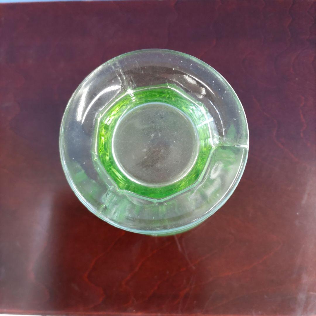 ウランガラス   D515