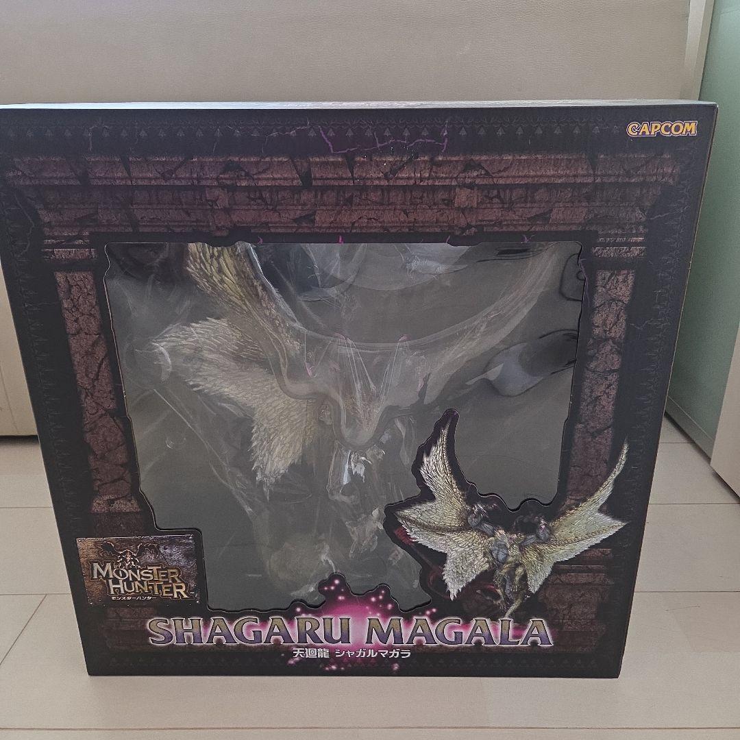 カプコンクリエイターズモデル　天廻龍シャガルマガラ　箱あり