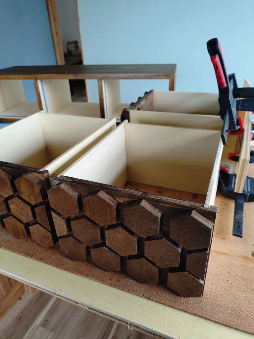 りりー　引き出し付きサイドテーブル