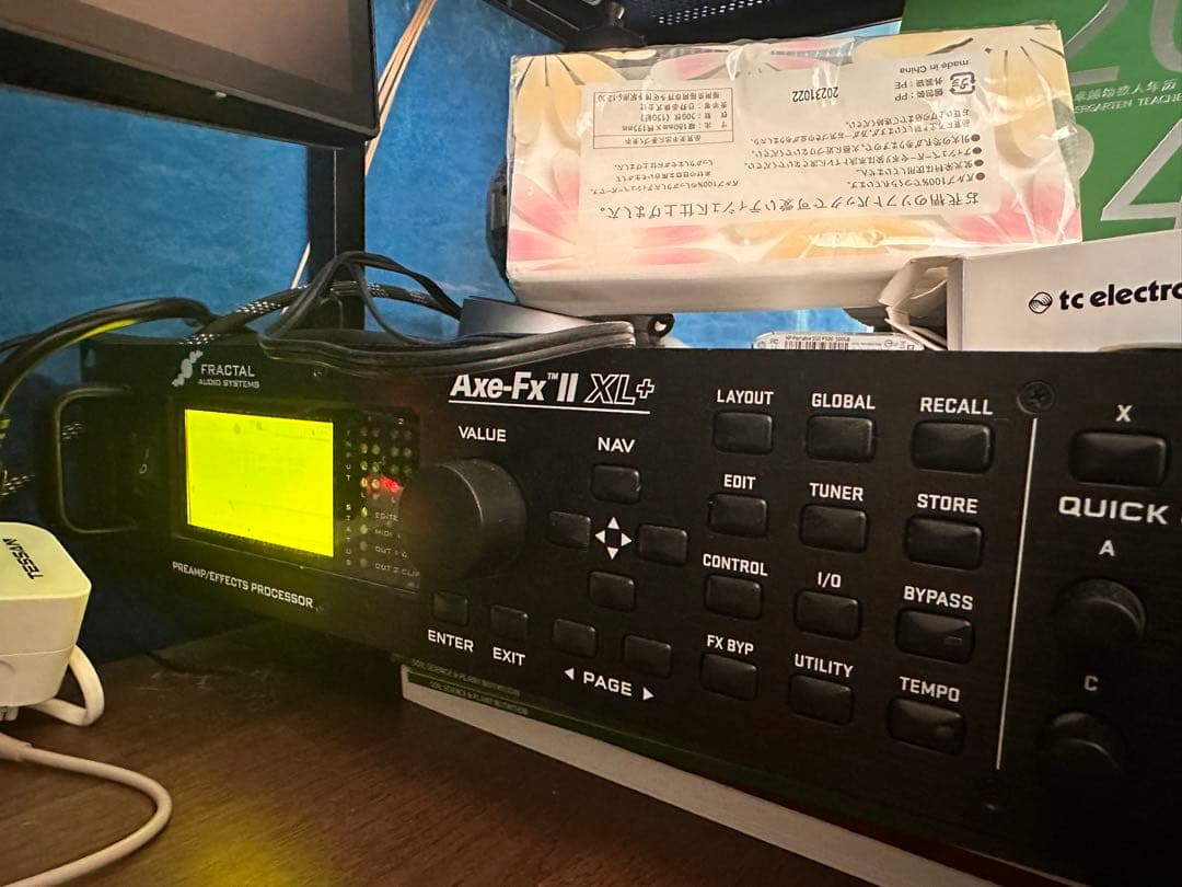 Fractal Axe fx2 xl+ ギターエフェクター