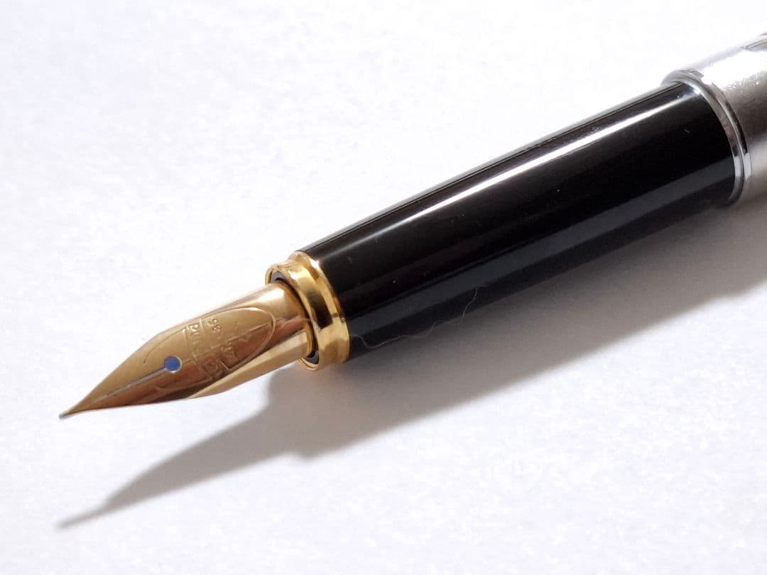 希少　未使用　renoma PARIS レノマ　万年筆　ロジウム　14K　細字