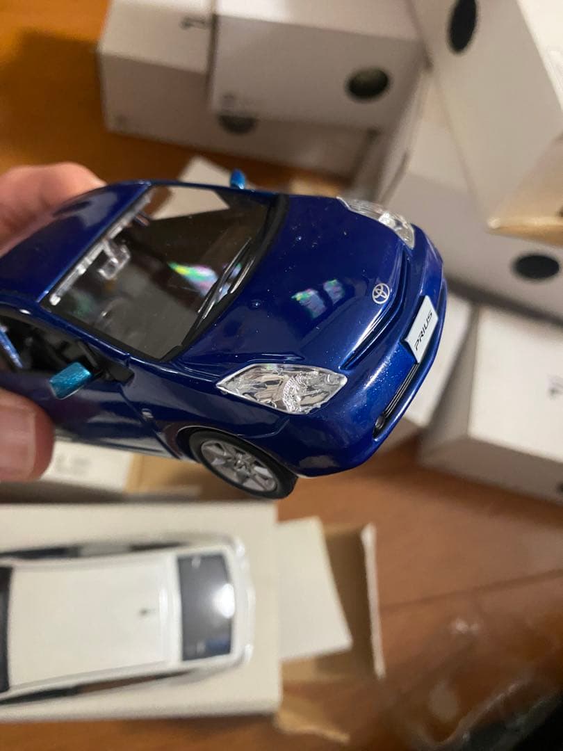 プリウス　カラーサンプル　セット