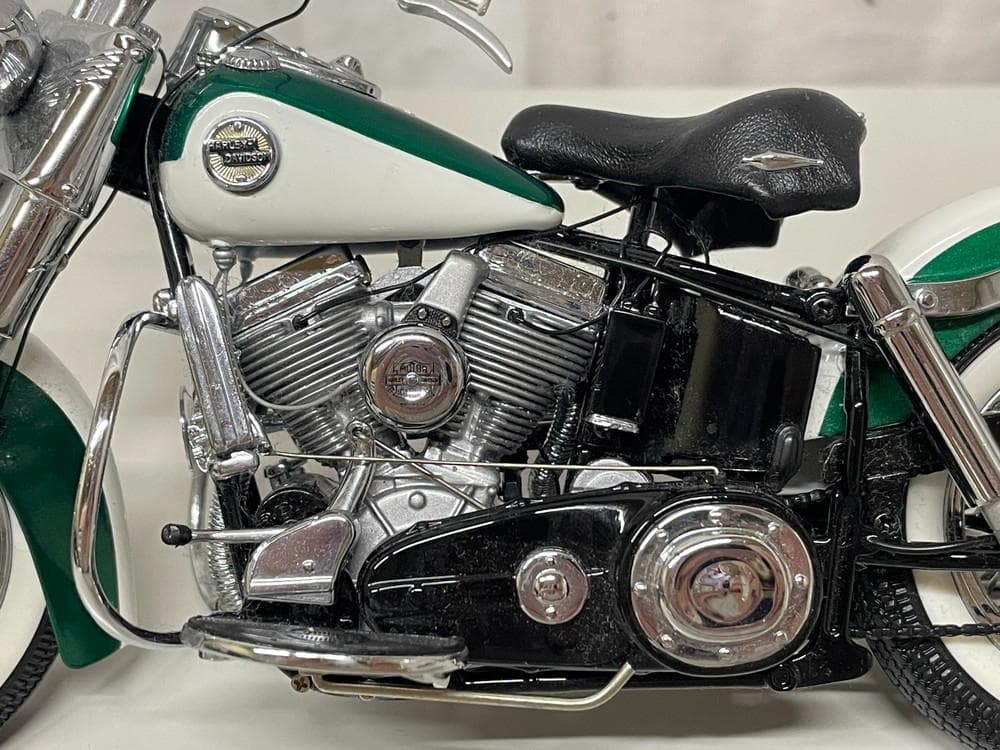 ◆FRANKLIN MINT ハーレーダビッドソン DUOGLIDE 09246