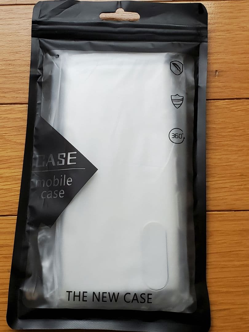 新品同様 使用期間一日 らくらくスマートフォンlite ライト ネイビー