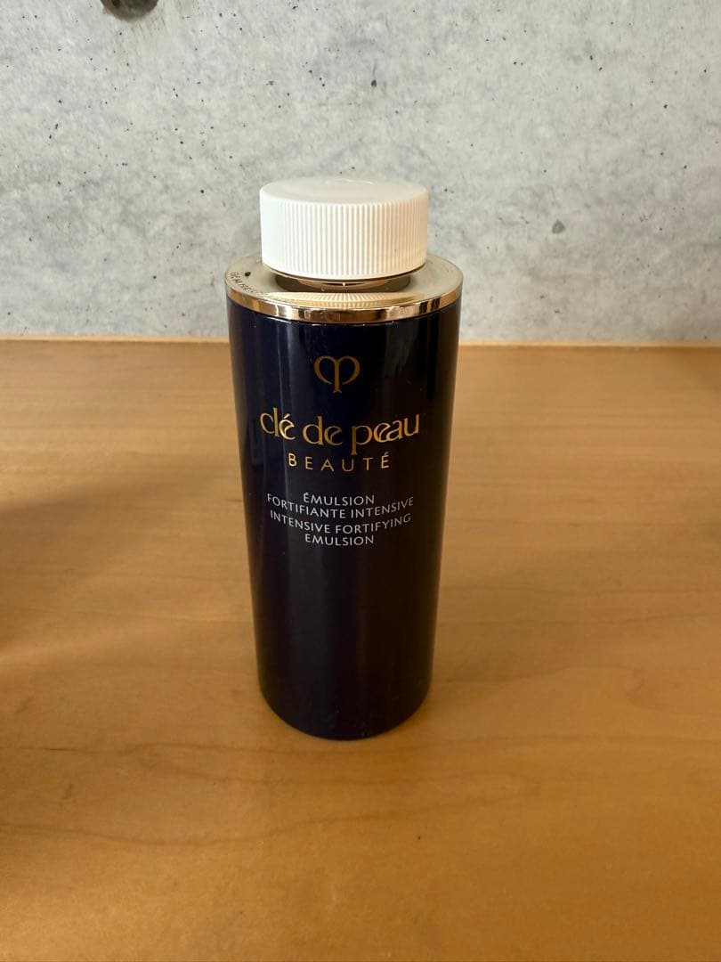 クレドポーボーテ × エマルションアンタンシヴ n