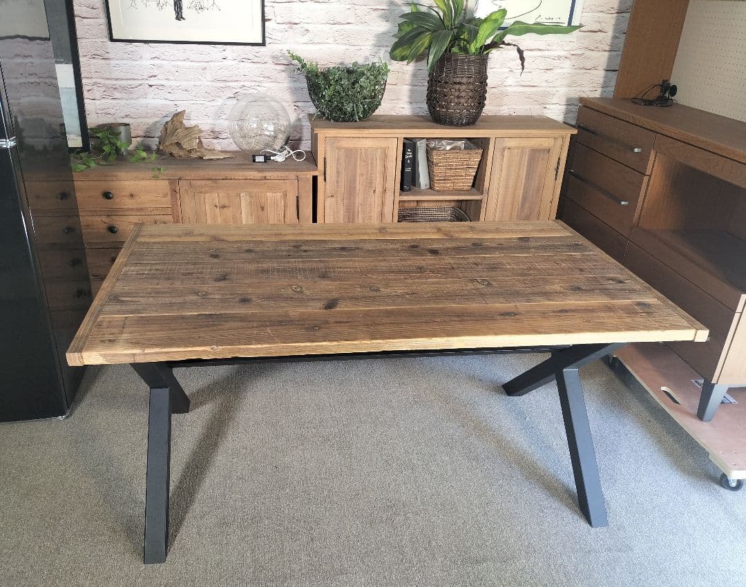 【値下げ中】ダイニングテーブル◆４人用◆テーブル◆モデルルーム展示品(GAK⑮)