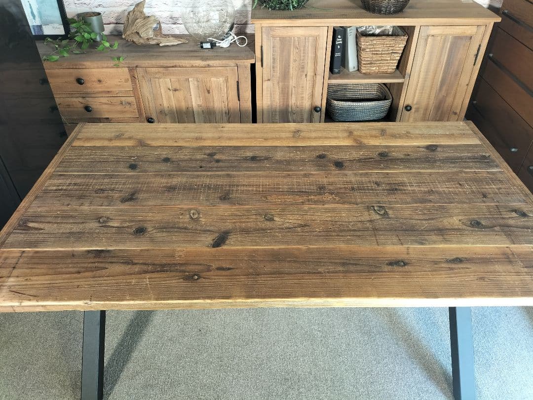 【値下げ中】ダイニングテーブル◆４人用◆テーブル◆モデルルーム展示品(GAK⑮)