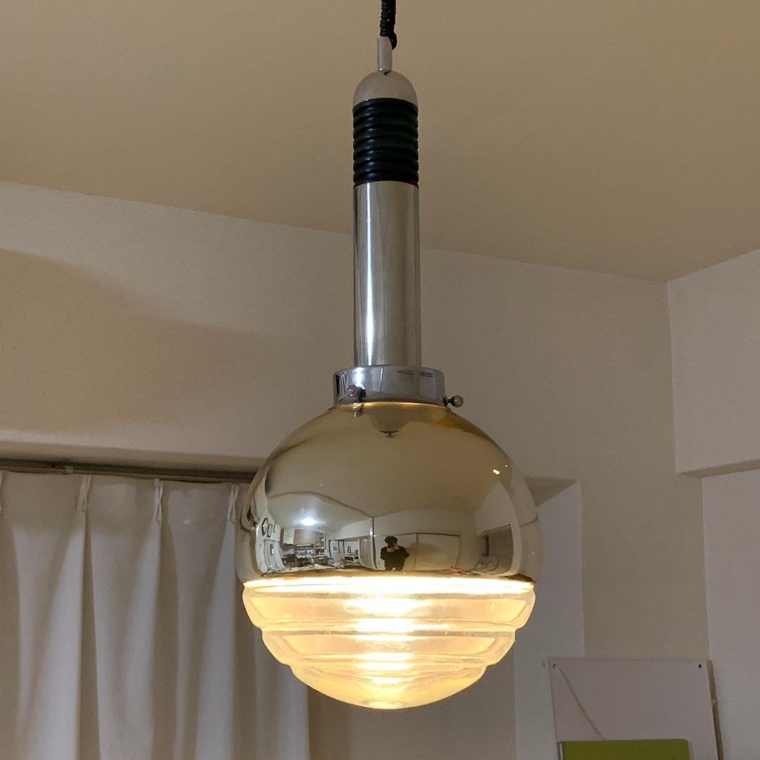 ペンダントライト スペースエイジ　ミッドセンチュリー パントン　FLOS レトロ