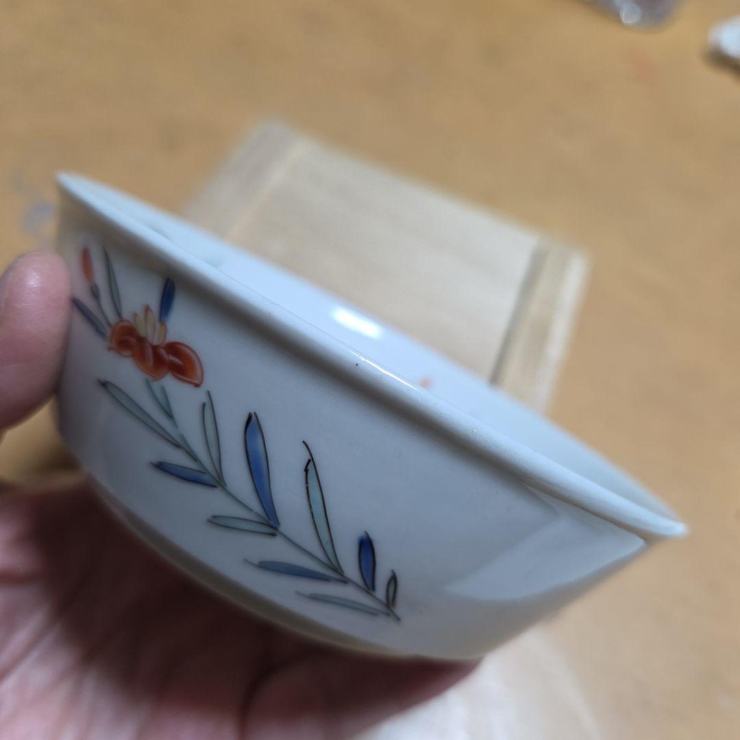 江戸中期　色絵柿右衛門唐子花図鉢（向付け）