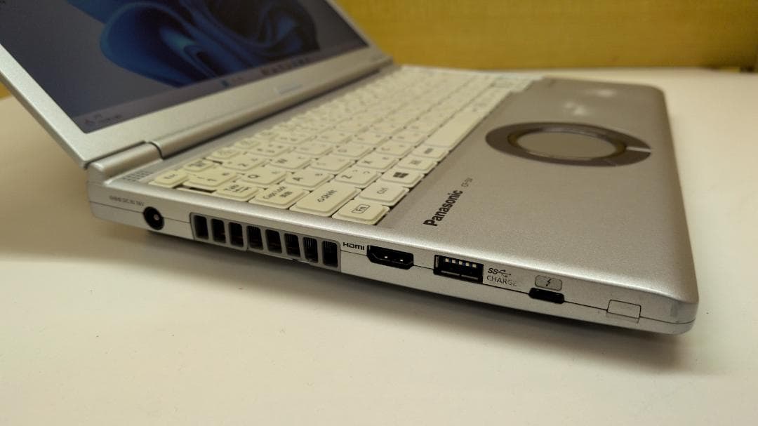 【030】訳アリ特価✨オフィス付Let’s note・軽量で高性能な一台