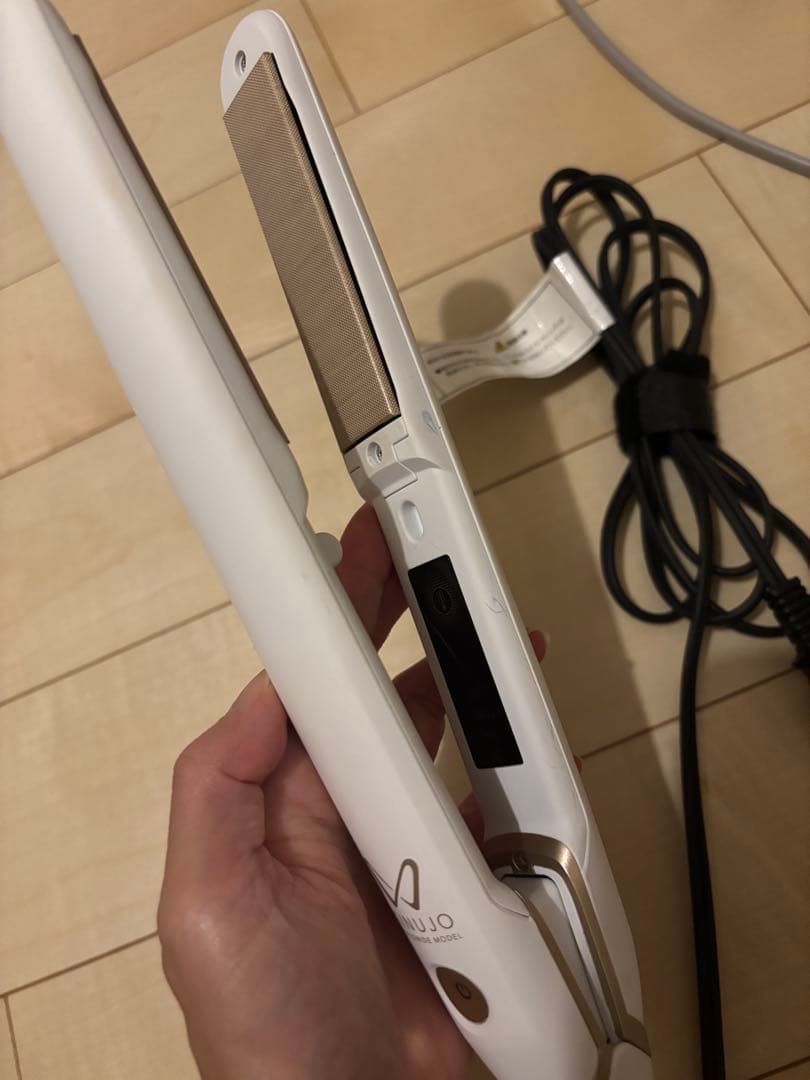 KINUJO ストレートヘアアイロン worldwide model