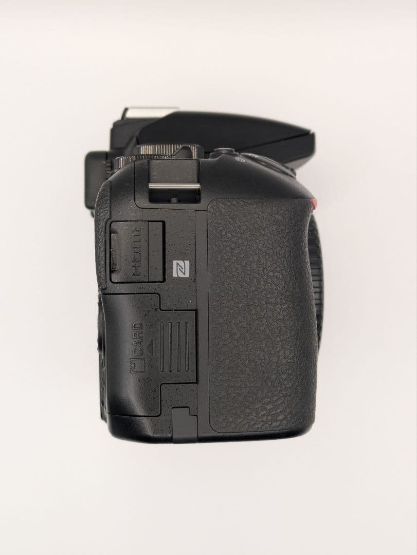 Nikon　D5600 ＋レンズ　　　　　　　　　　　　ショット数15,751回