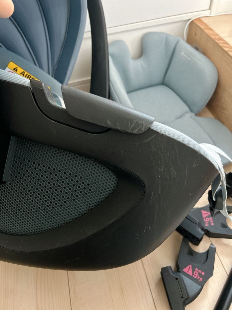 maxi cosi ペブル360 エアバギー用アダプタ、外箱