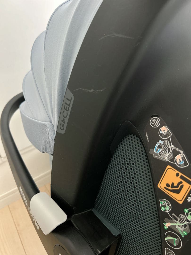 maxi cosi ペブル360 エアバギー用アダプタ、外箱