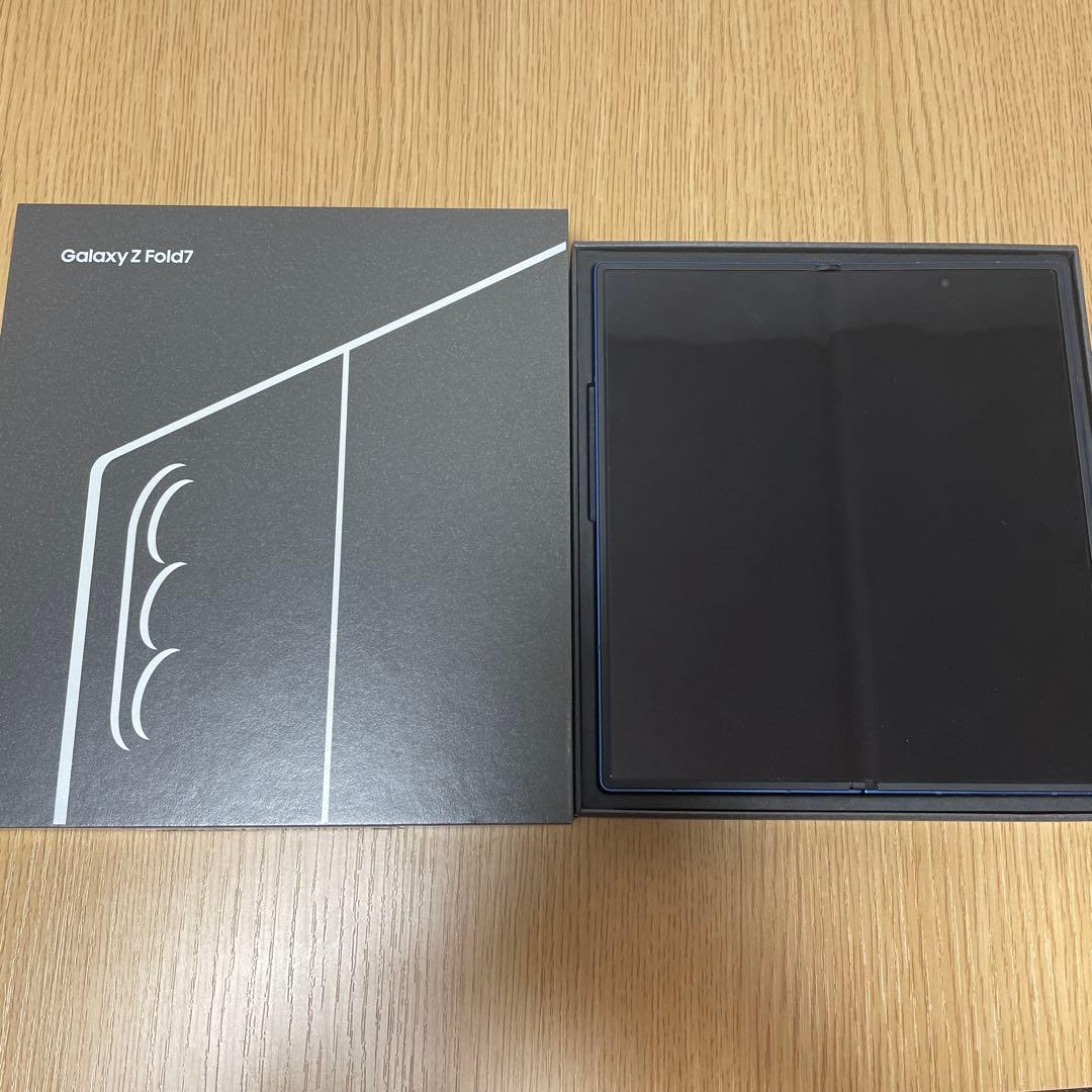 Samsung Galaxy Z Fold 7 512GB 本体＋ケース他