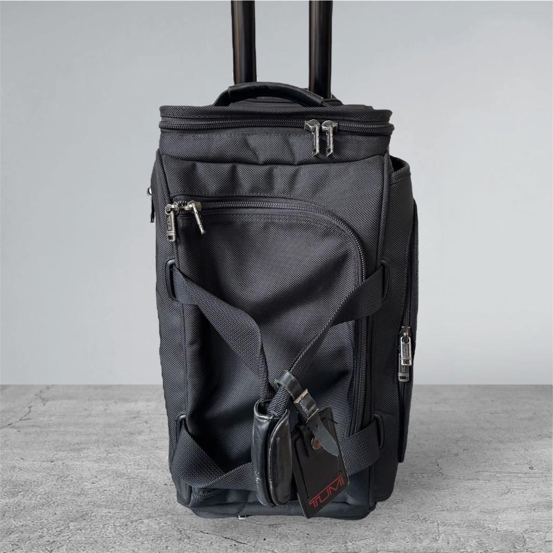 TUMI トゥミ ミディアム ウィールド ダッフルキャリーケース　キャリーケース