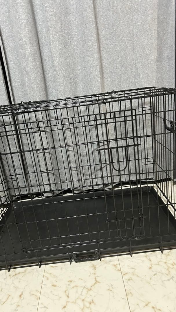 折りたたみ式犬用ケージ 黒 3ドア　横幅91cm x 奥行き50x高さ64cm