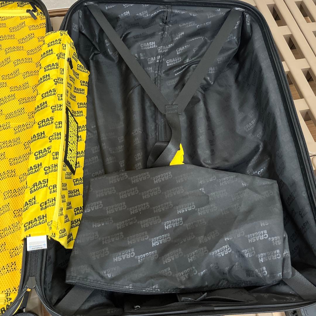 クラッシュバゲージCRASH BAGGAGE Mサイズ65Lスーツケース