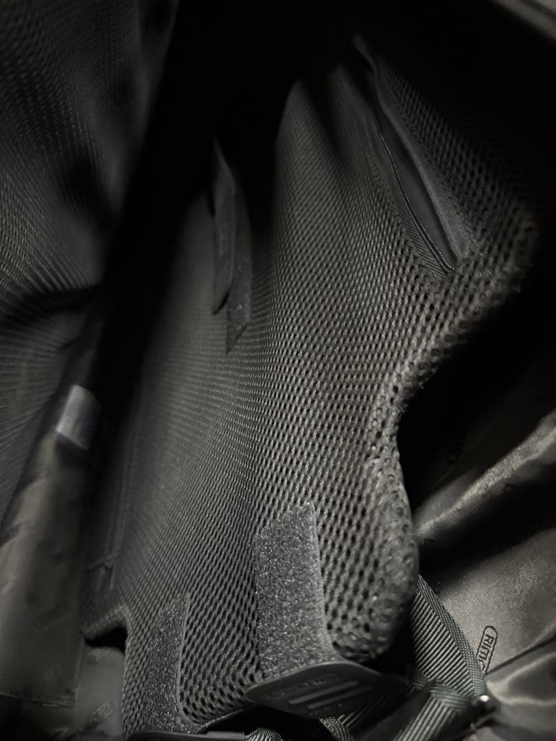 リモワ ボレロ 37L 機内持ち込み 4輪 TSAロック 黒 ジャンク