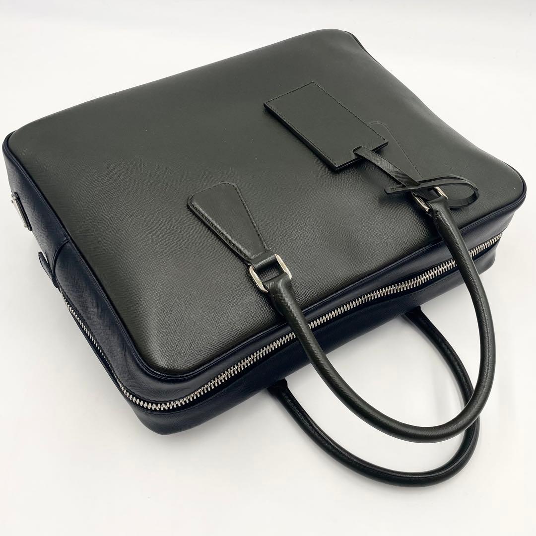 【極美品】 プラダ ビジネスバッグ サフィアーノレザー 三角ロゴ 希少バイカラー