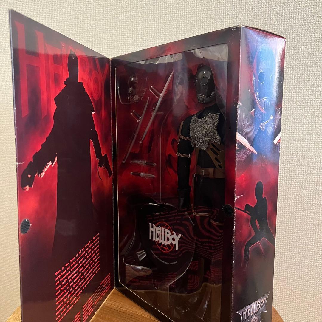 HELLBOY クロエネン 12inch sideshow フィギュア