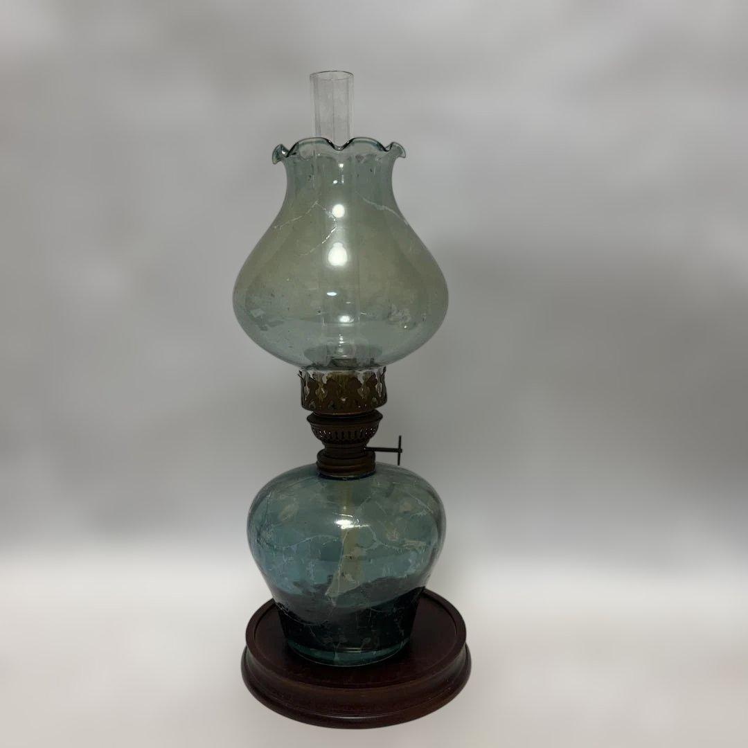 明治時代から100年以上経過しておりアンティーク希少レトロオイルランプ台付き