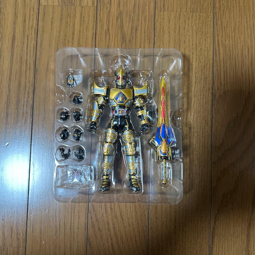 shfiguarts 仮面ライダーブレイド　キングフォーム