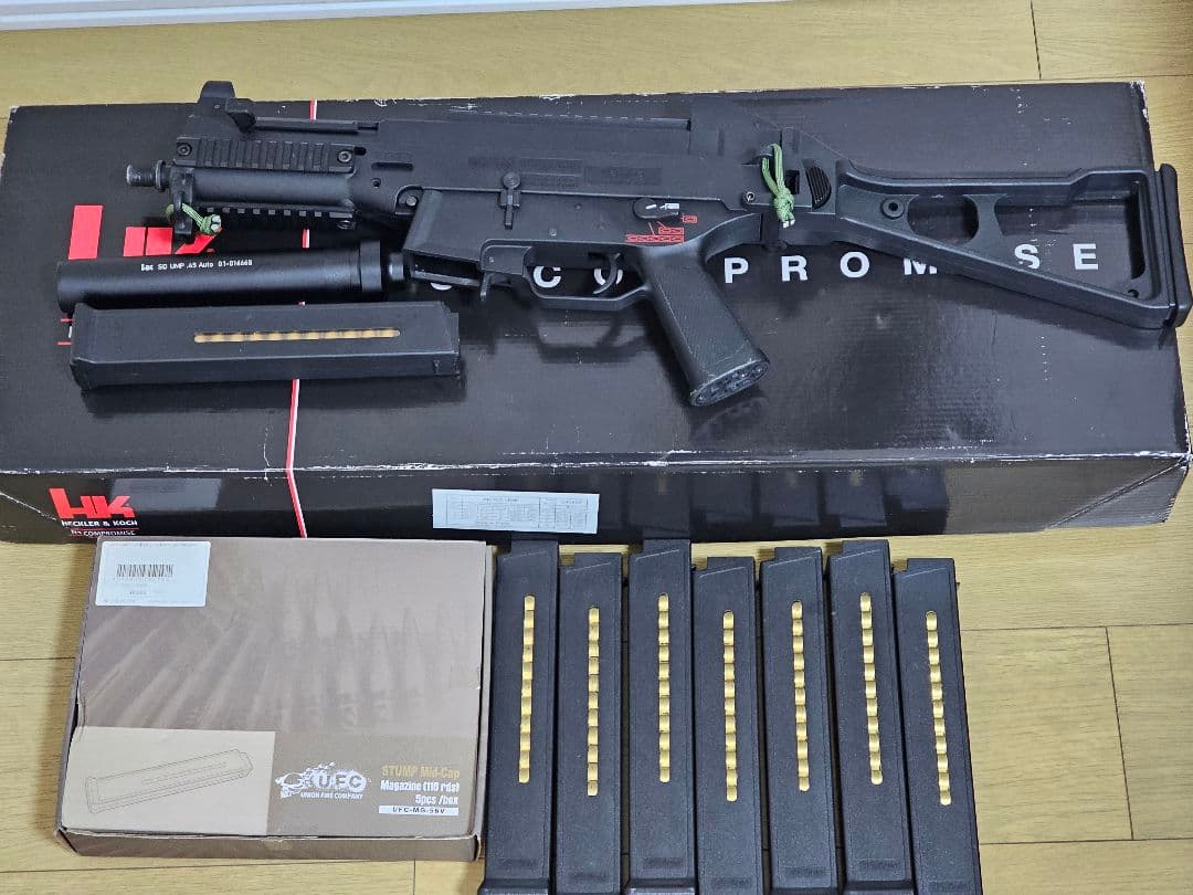 東京マルイ ARES UMP45　新品バッテリー付き