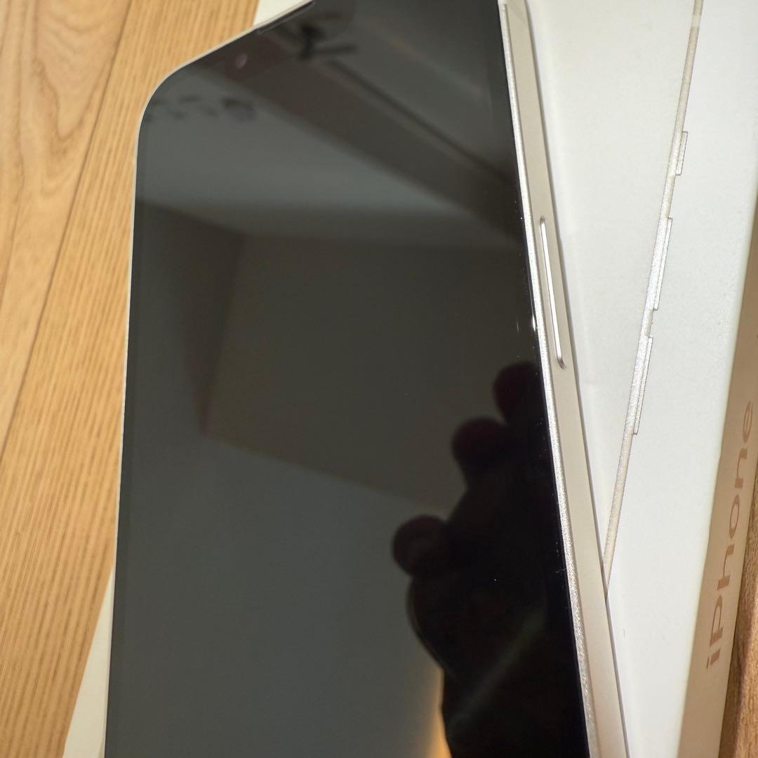 iPhone13 256㎇ スターライト 美品 バッテリ残量83% SIMフリー