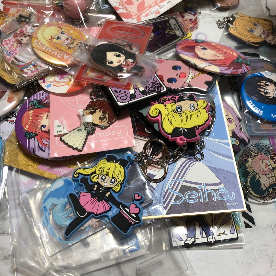 美少女系グッズ　アニメグッズ　まとめ売り　ノンジャンル　200点以上