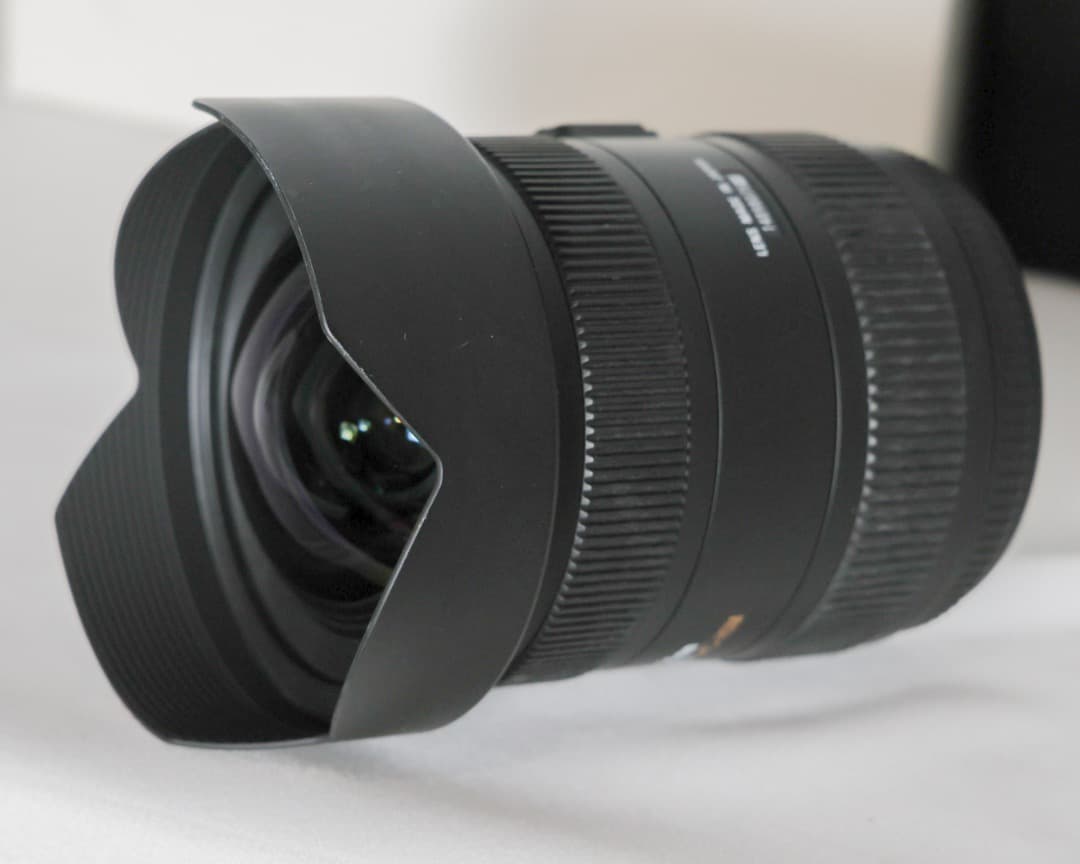 SIGMA 12-24mm F4.5-5.6IIDG HSM EFマウント