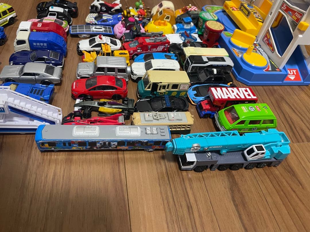 トミカミニカーまとめ売り