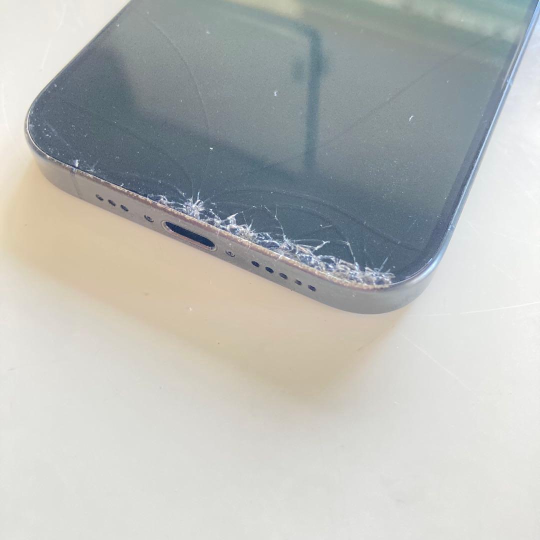 ジャンク iPhone 15 Pro 256GBブラックチタニウム