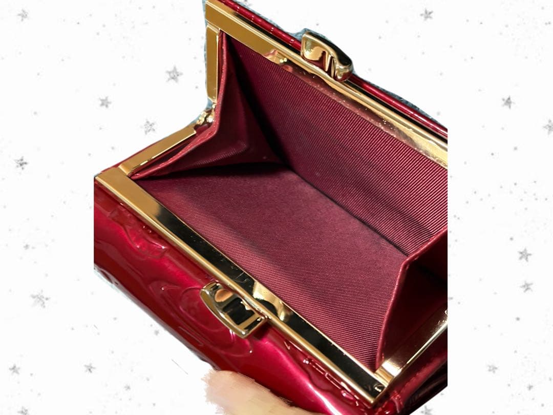 VivienneWestwood ヴィヴィアンウエストウッドエナメル三つ折り財布