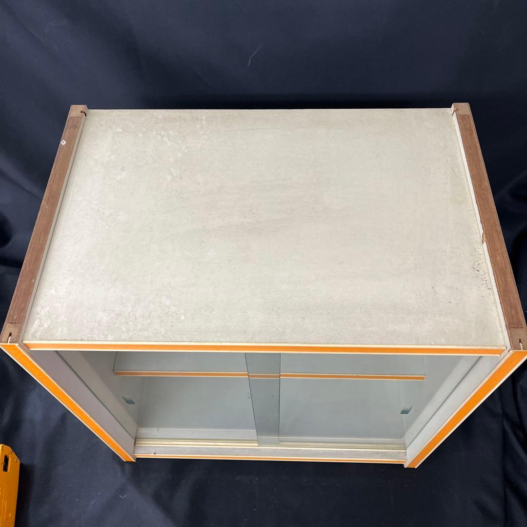 昭和レトロ　レトロポップ　飾り棚　ショーケース　オレンジ　古家具　インテリア