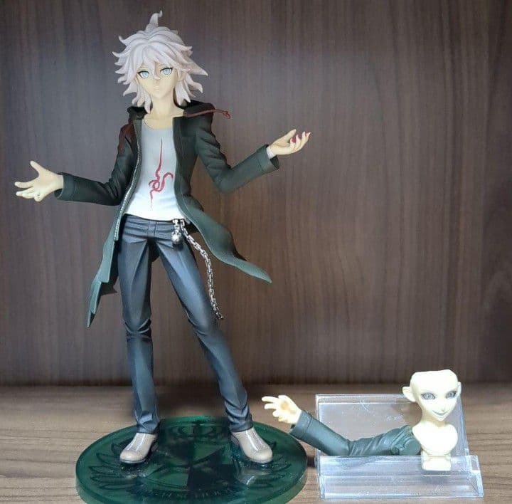 狛枝凪斗　フィギュア　ダンガンロンパ　フィギュア