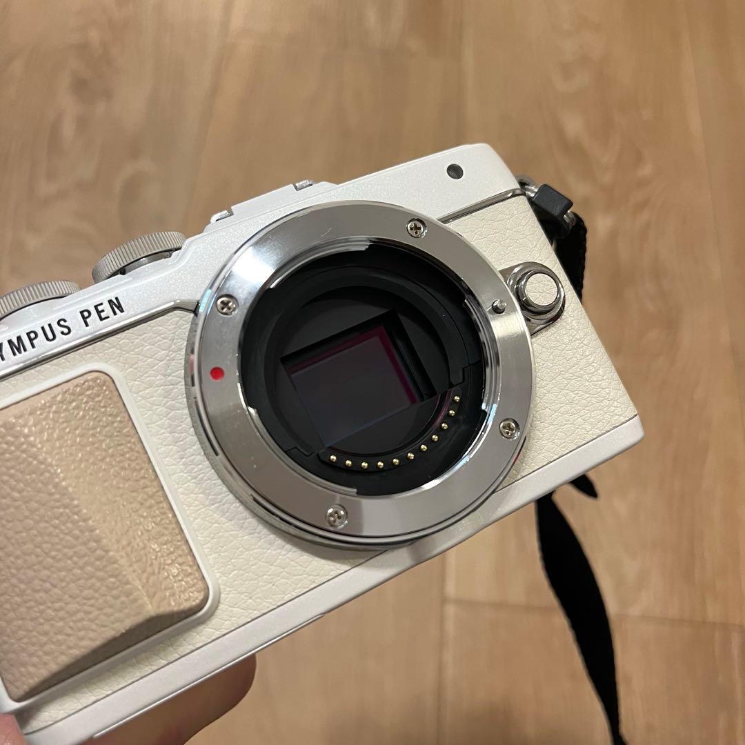 OLYMPUS PEN E-PL7 ホワイト レンズ3本セット✨