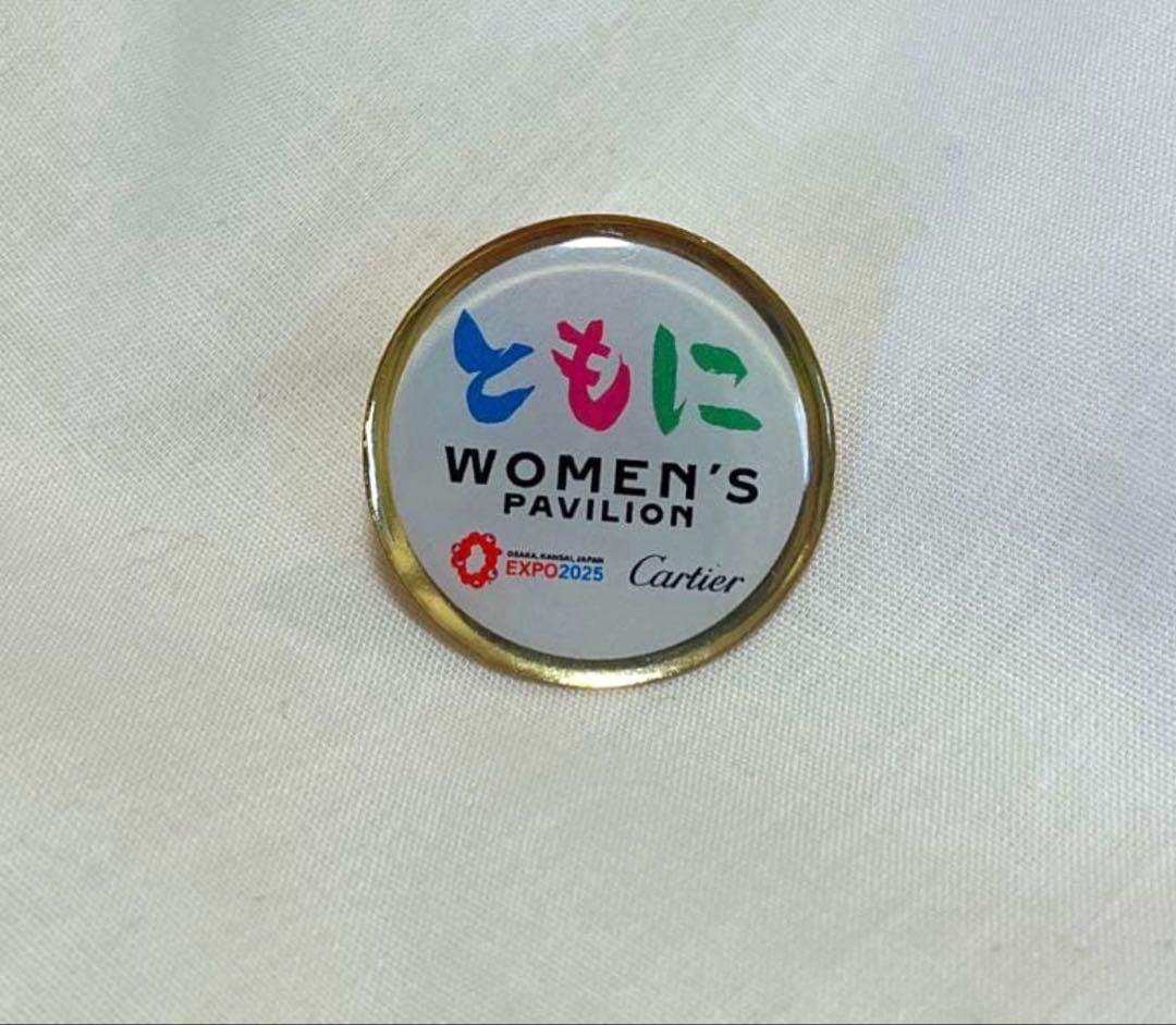 【非売品】大阪関西万博 ウーマンズパビリオン × Cartier ピンバッジ