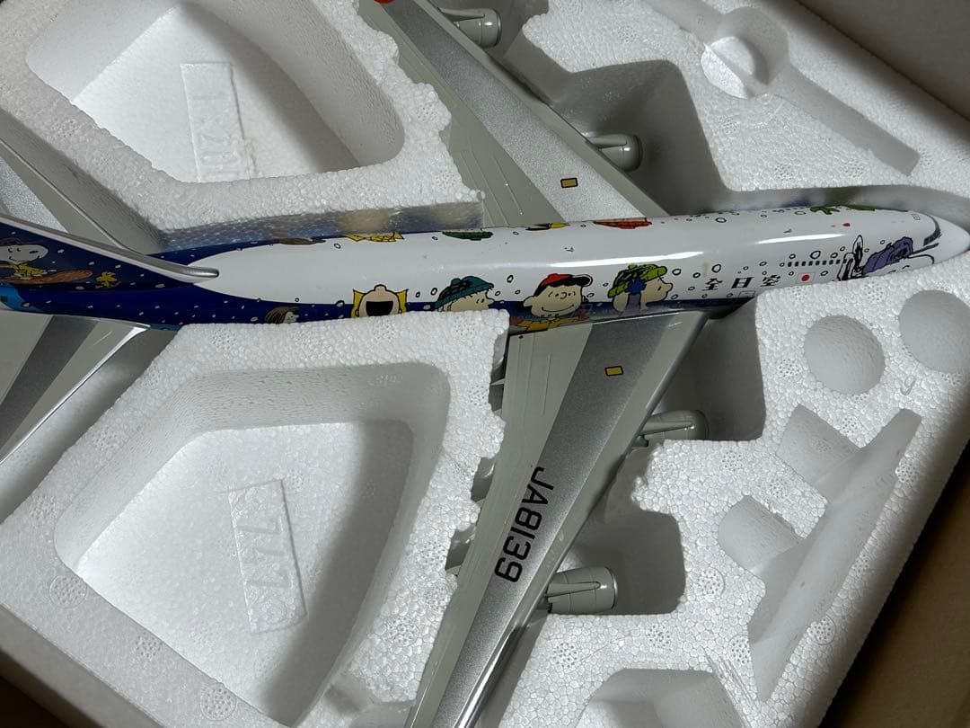 全日空　スヌーピー　飛行機模型