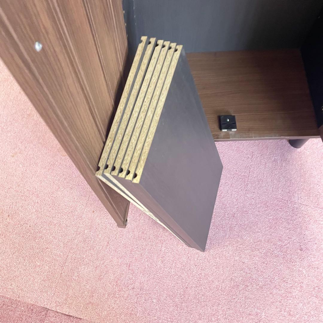 スリット入りシューズボックス スリッパラック付き