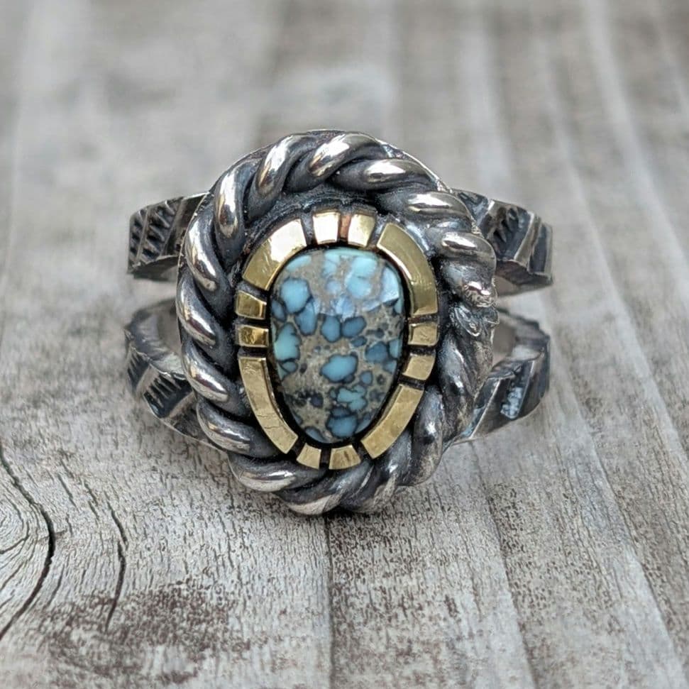 ハンドメイドのターコイズリング　インディアンジュエリー風