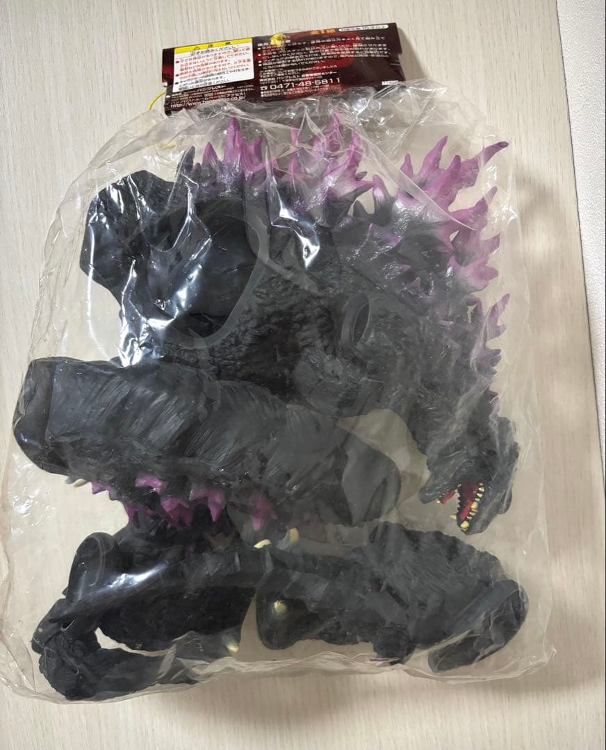 ゴジラ2000 ひな型 組み立てソフビ　バンプレスト 2種