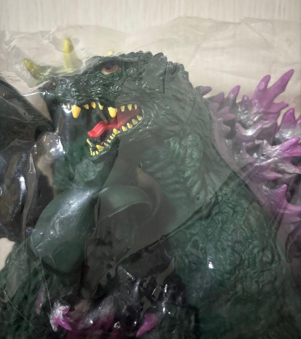 ゴジラ2000 ひな型 組み立てソフビ　バンプレスト 2種