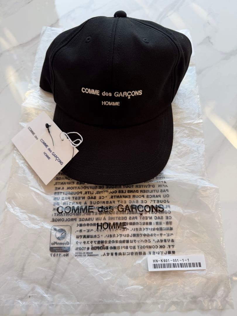COMME des GARCONS HOMME LOGO CAP　ブラック