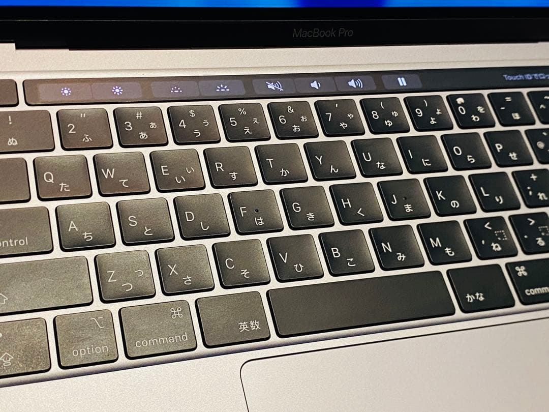 M1 MacBook Pro 13インチ 8GB SSD512GB