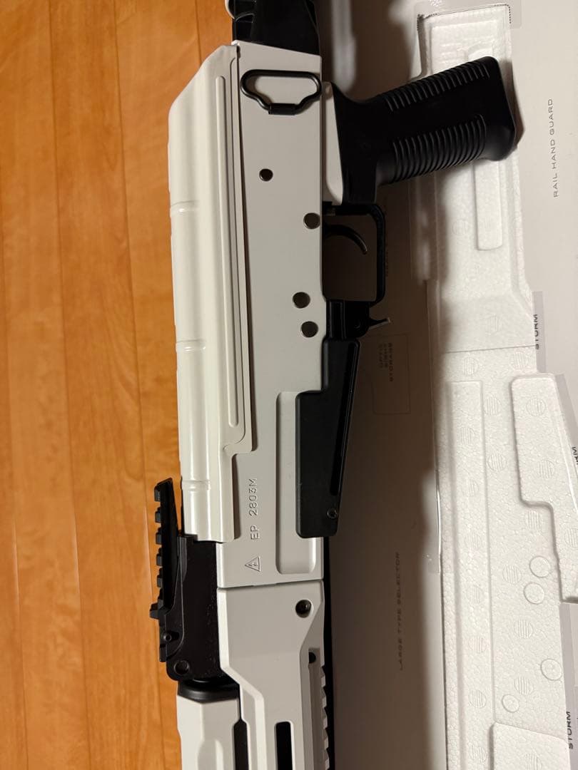 東京マルイAKホワイトストーム